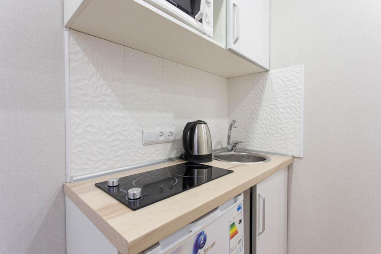 Studio Near Metro Yaroslava Mudroho, Universytet - Mykoly Khvylovoho Str 5-3 Харков Екстериор снимка