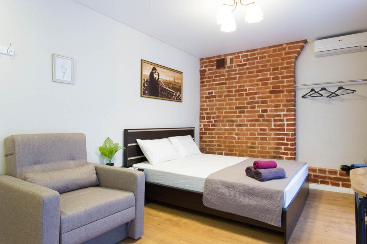 Studio Near Metro Yaroslava Mudroho, Universytet - Mykoly Khvylovoho Str 5-3 Харков Екстериор снимка